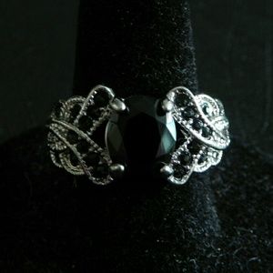 1.98 ct. Oval Black Spinel Ring Size 7 ( US )